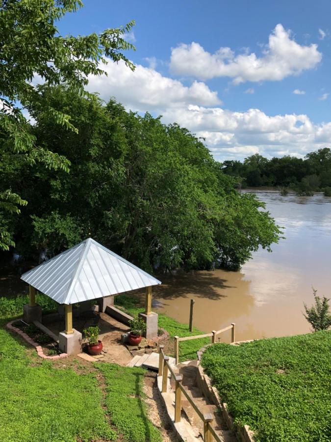 The Perry Riverhouse Bastrop Eksteriør billede